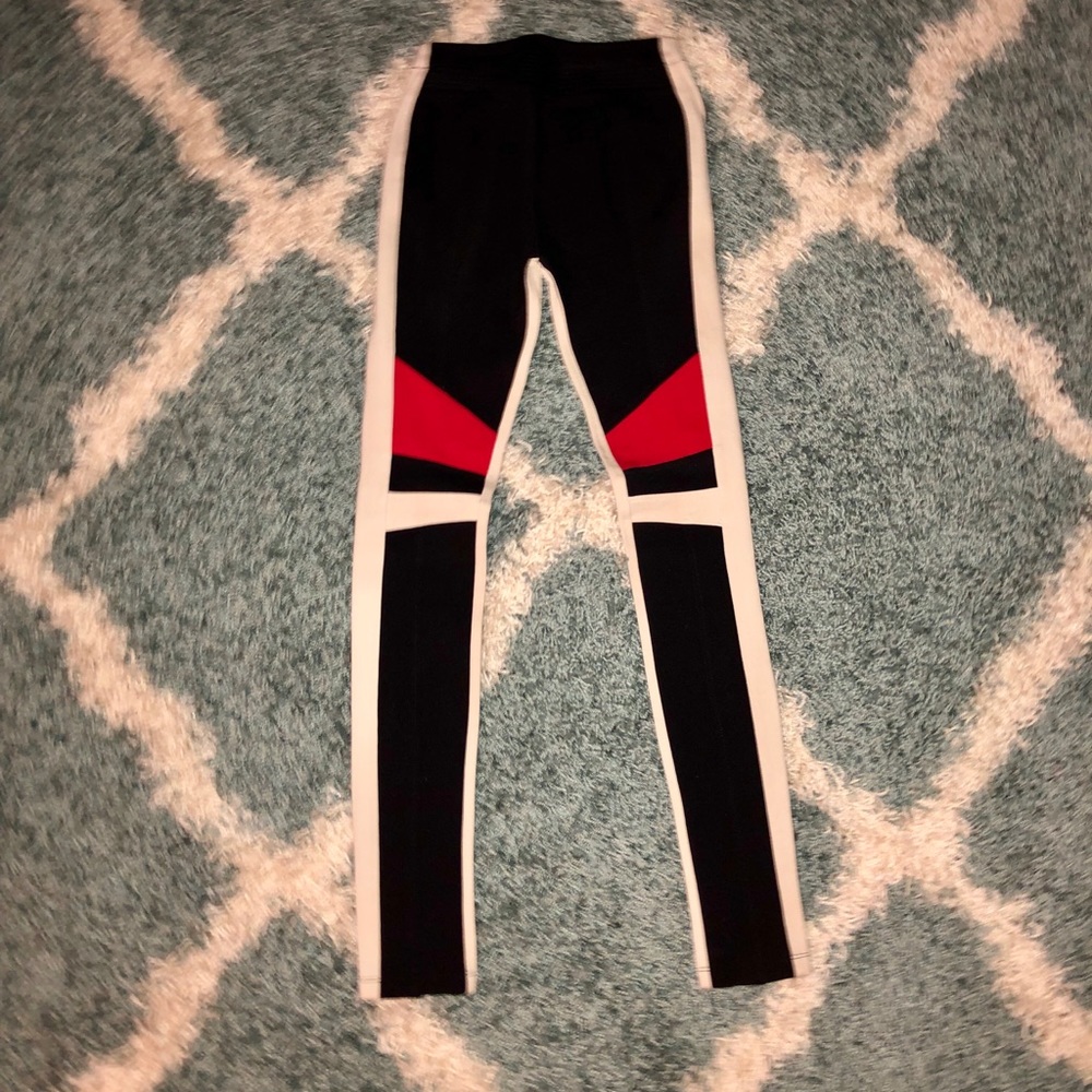 BCBG leggings